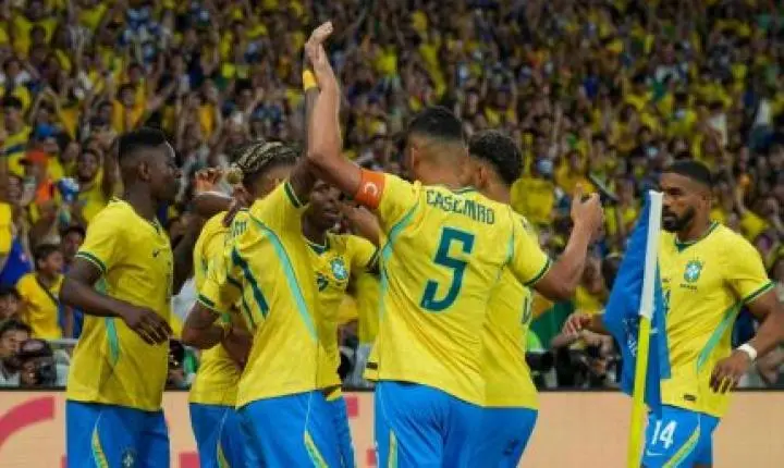 Seleção Brasileira embarca para os Estados Unidos em busca do hexacampeonato na Copa do Mundo