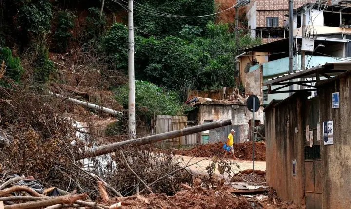 Auxílio-Reconstrução beneficia quase 5 mil famílias em Juiz de Fora e Ubá após chuvas