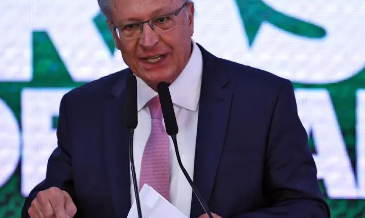 Alckmin esclarece: Lei da Reciprocidade não é retaliação, mas correção a tarifaço dos EUA