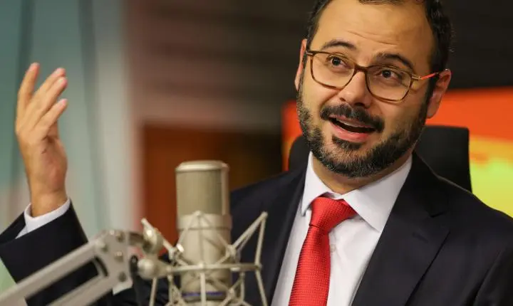 Redução da jornada de trabalho impulsionará empreendedorismo, afirma ministro