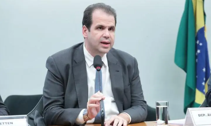 Relator apresentará parecer sobre alterações no Código de Trânsito na próxima semana