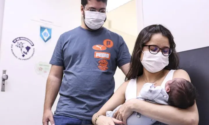 Campanha de aleitamento materno reforça a nutrição e combate o assédio das fórmulas