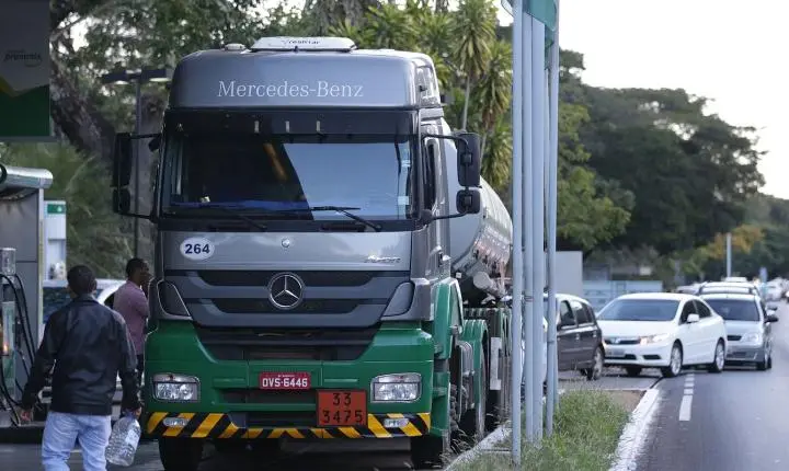 Senado aprova MP sobre frete mínimo rodoviário antes de expirar