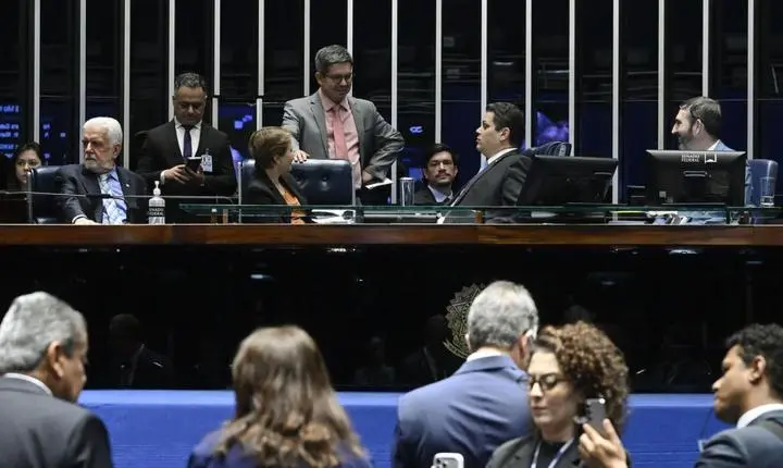 Senado sanciona MP que permite renovação automática da CNH para bons motoristas