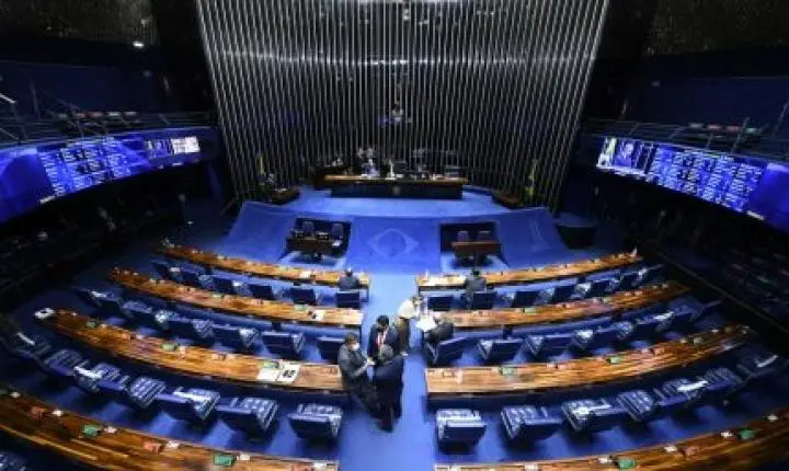 Senado inicia debate sobre o fim da escala 6×1 após as eleições