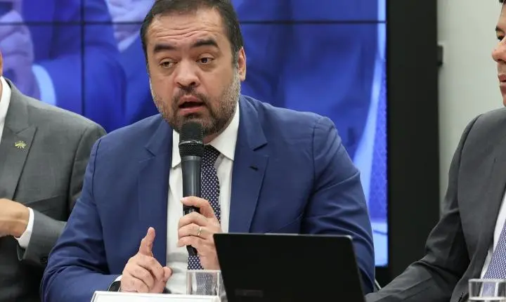 TSE confirma condenação de Claudio Castro, mantendo sua inelegibilidade