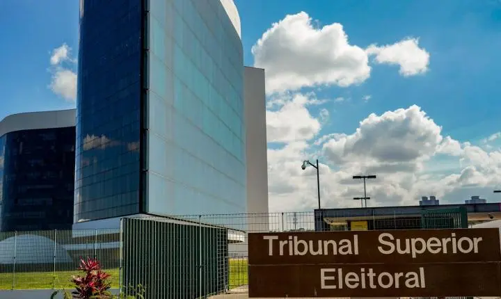 TSE busca consenso entre ministros sobre regras para o uso de IA nas eleições