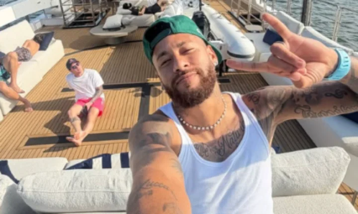 “Vagabundeando”: Neymar reage ao ataque do presidente do Remo após classificação do Santos