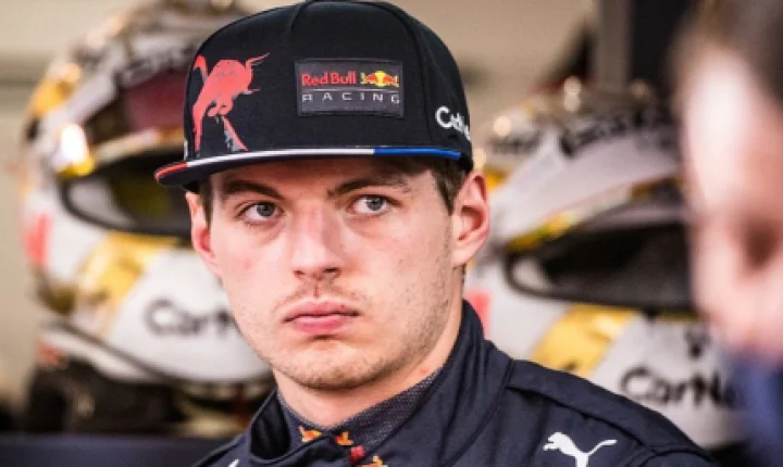 Verstappen define futuro na Fórmula 1 após meses de incerteza