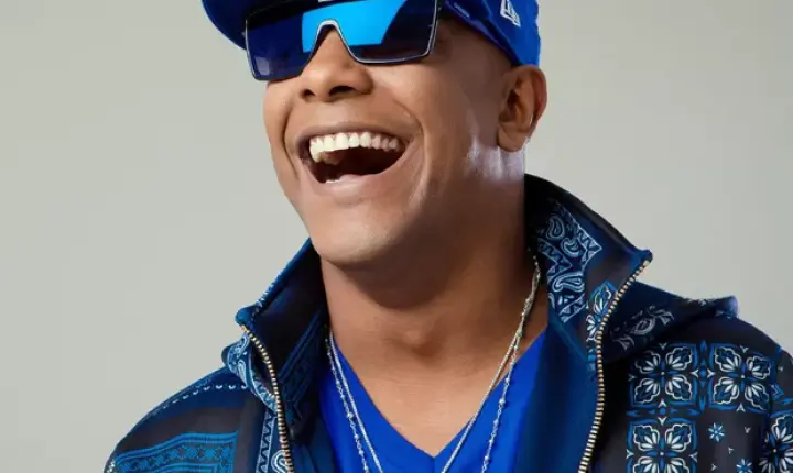 Vocalista do Psirico é internado e passa por cirurgia no coração