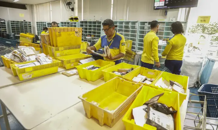 Correios e AliExpress fecham acordo para agilizar entregas internacionais