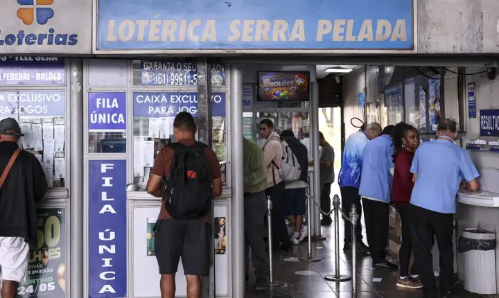 Mega-sena realiza sorteio de prêmio estimado em r$ 28 milhões neste domingo